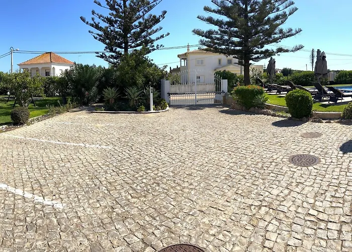 Casa Da Horta-ch10- 2-zimmer-wohnung- Pool By Interhome *