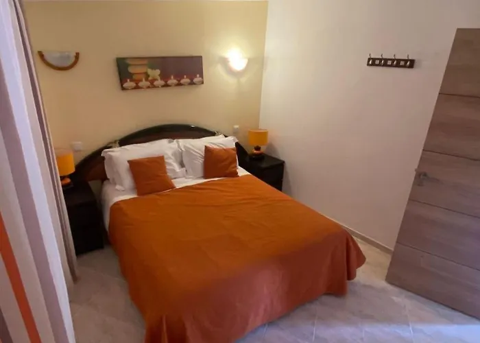 Casa Da Horta-ch10- 2-zimmer-wohnung- Pool By Interhome Albufeira